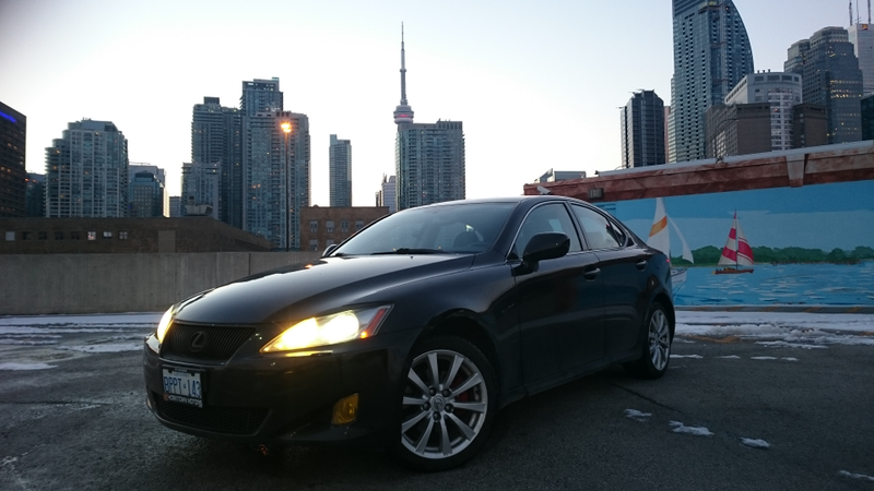 Illustration for article titled Snapped some pictures of the lexus